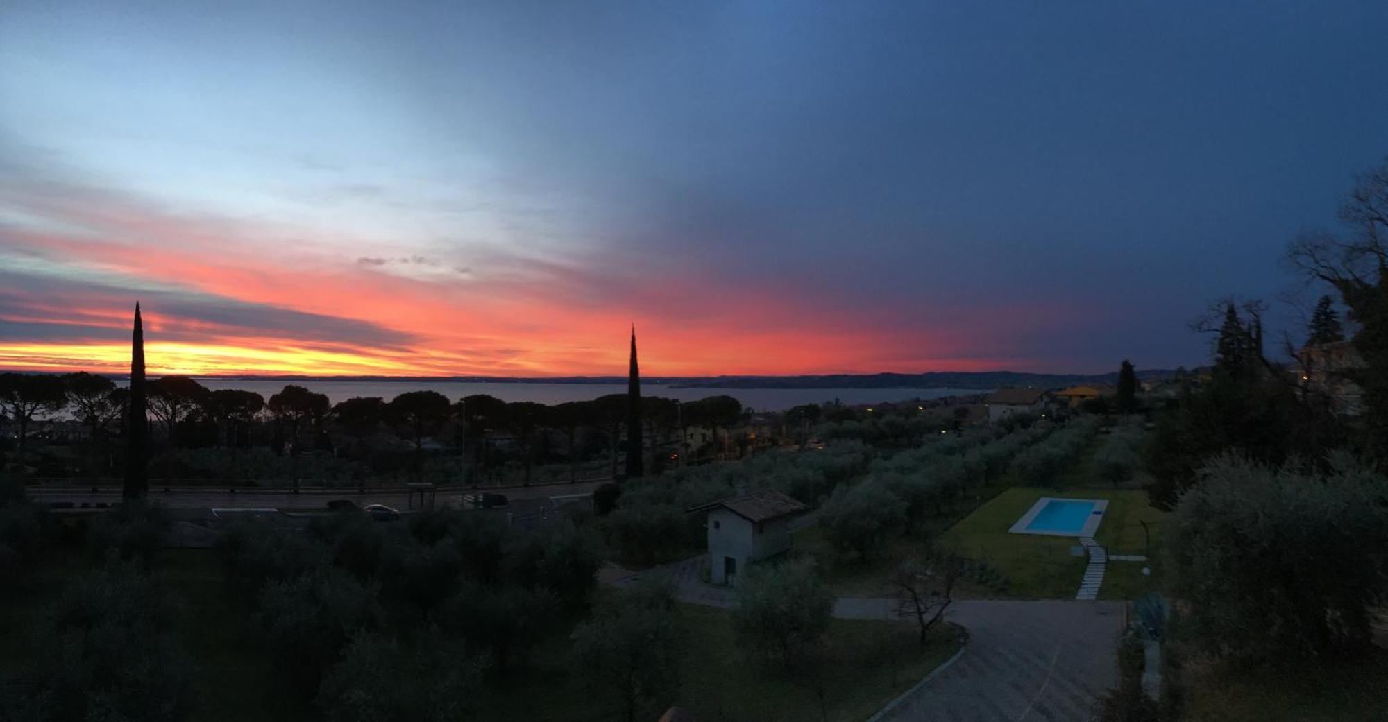 Agriturismo Nonna Bettina Moniga del Garda Luaran gambar