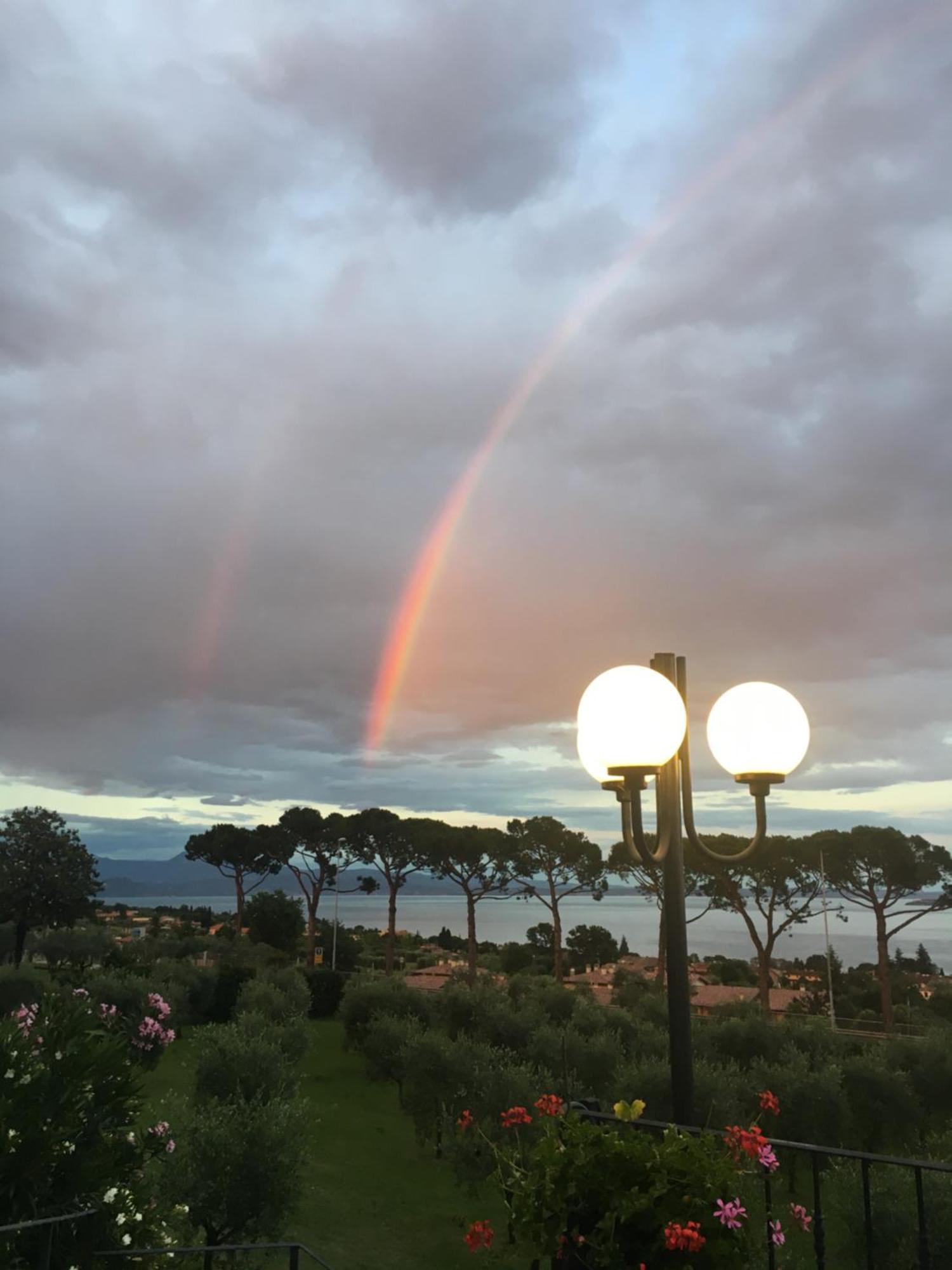 Agriturismo Nonna Bettina Moniga del Garda Luaran gambar