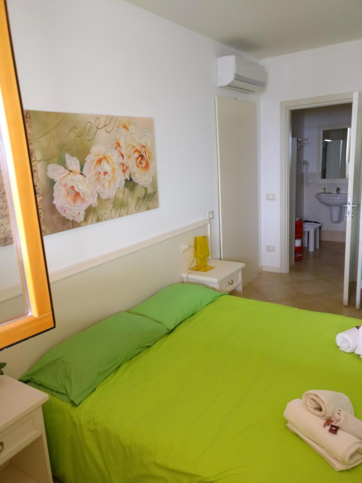 Agriturismo Nonna Bettina Moniga del Garda Bilik gambar