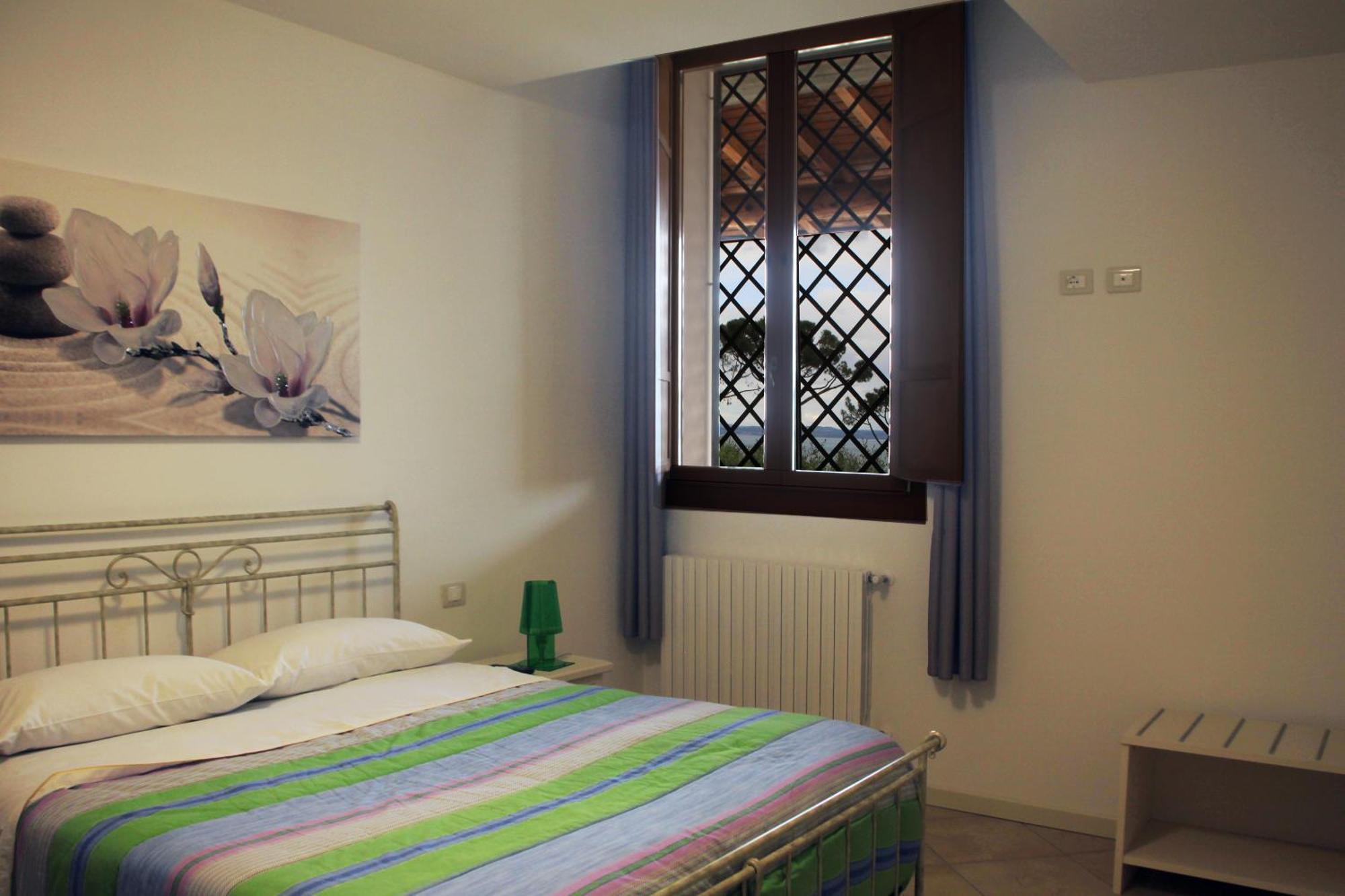 Agriturismo Nonna Bettina Moniga del Garda Bilik gambar