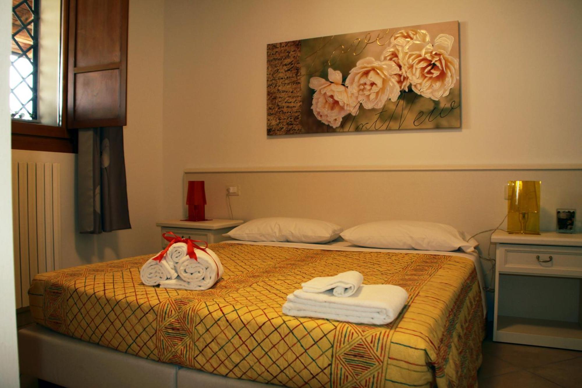 Agriturismo Nonna Bettina Moniga del Garda Bilik gambar