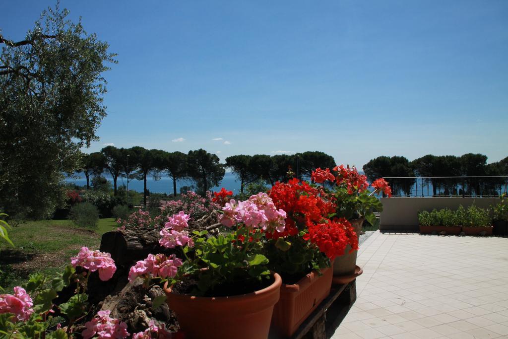 Agriturismo Nonna Bettina Moniga del Garda Luaran gambar